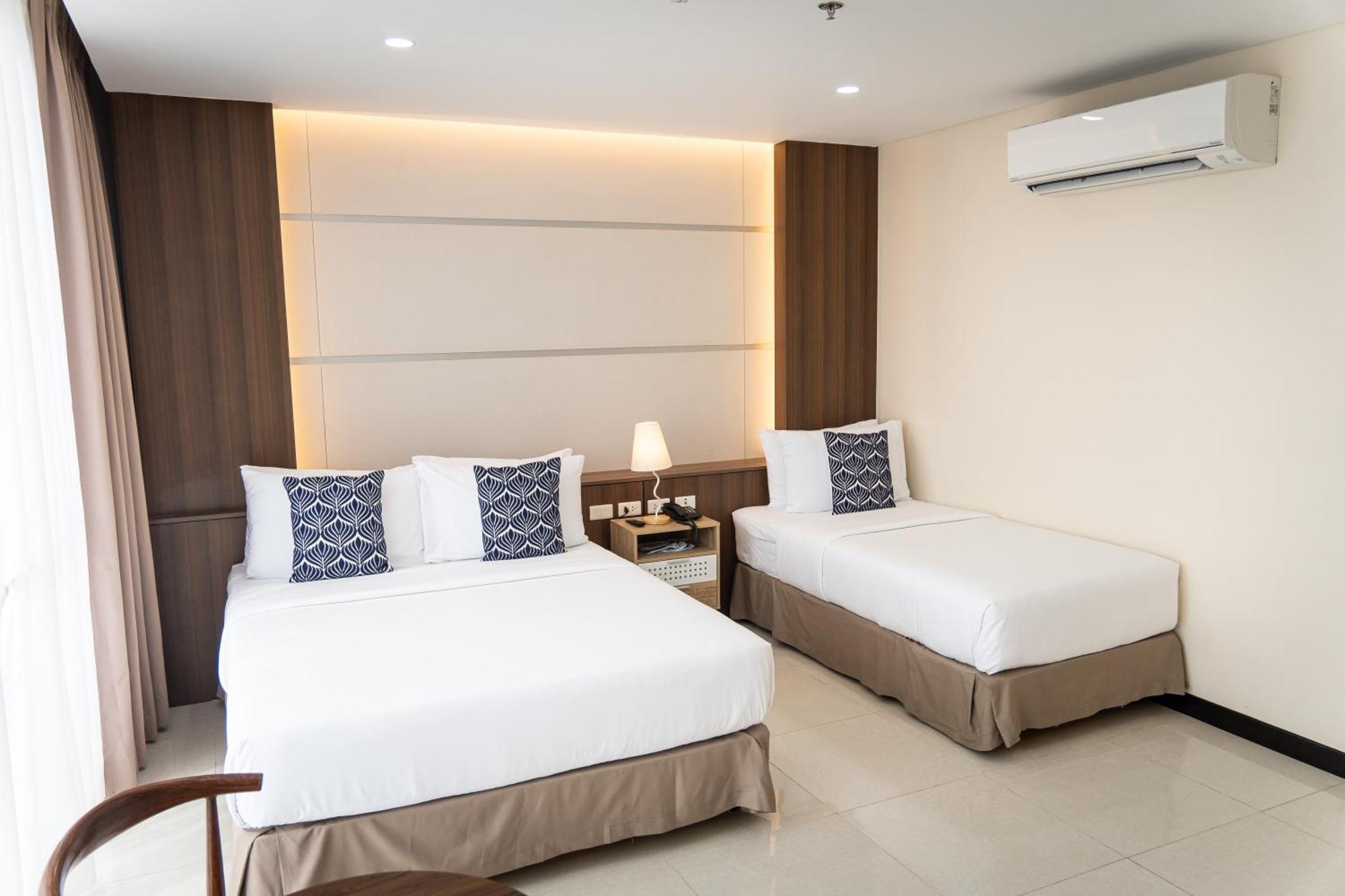 Dccco Hotel *